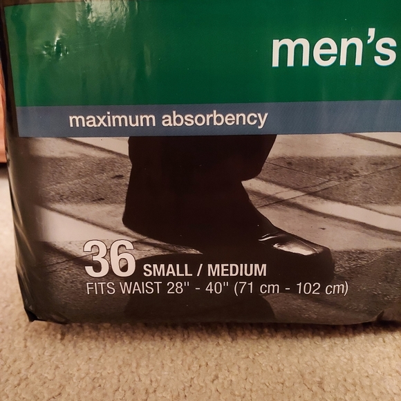 CVS Health Men's Underwear Maximum Absorbency size small/medium 36 count - Picture 7 of 9